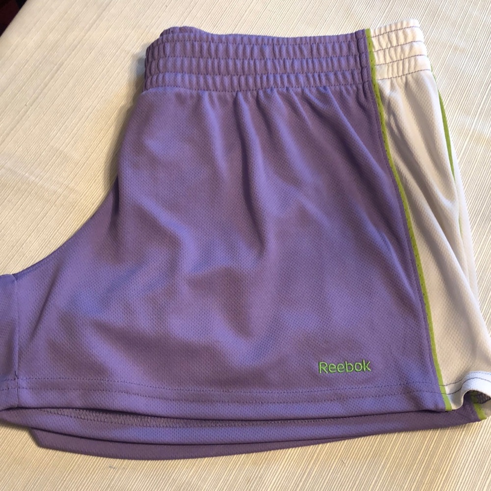 Reebok Shorts: L